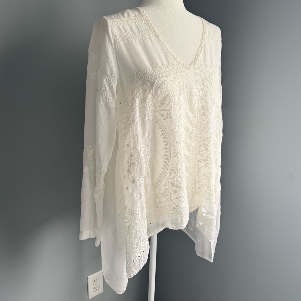 Johnny Was White Embroidered Blouse Small V Neck Shirt Top Swim Cover